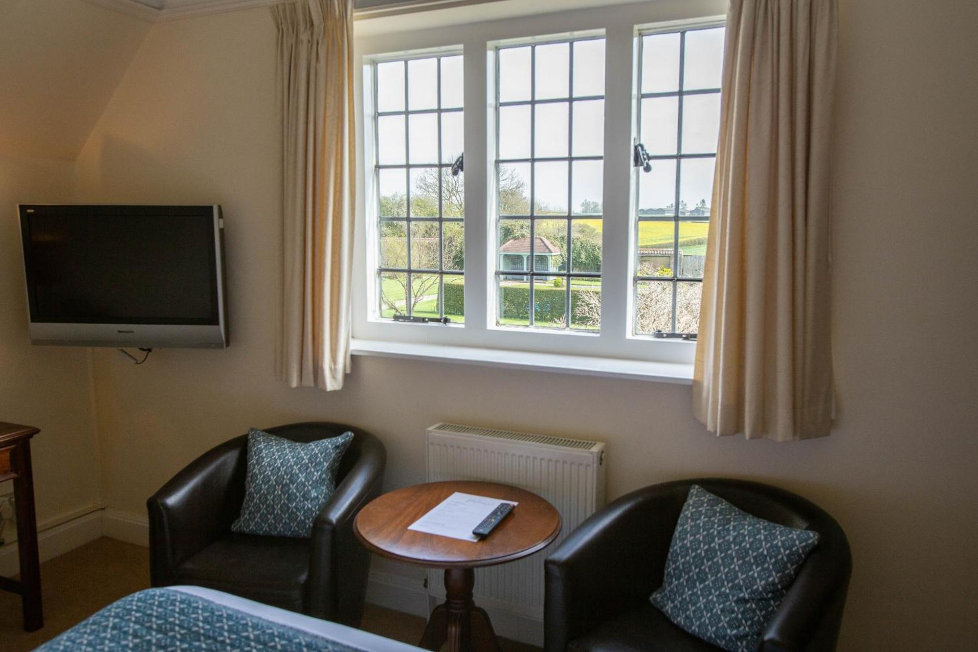 Little Court Hotel Charminster Room photo